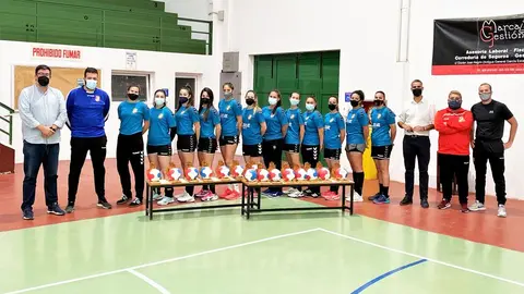 RECONOCIMIENTO ALCALDE SENIOR FEMENINAS CBZONZAMAS  8