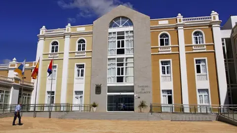 Fachada del Cabildo de Lanzarote.