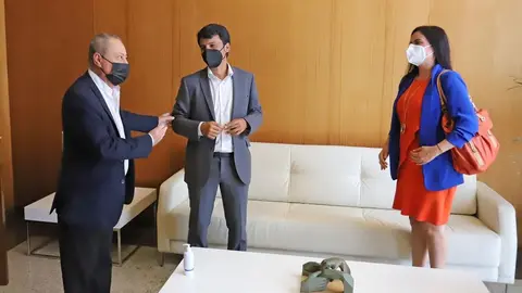 Dirtª Inst N. Seg. Social  (1)