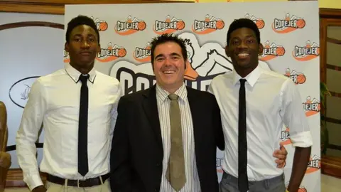 Iván Fernández (8)