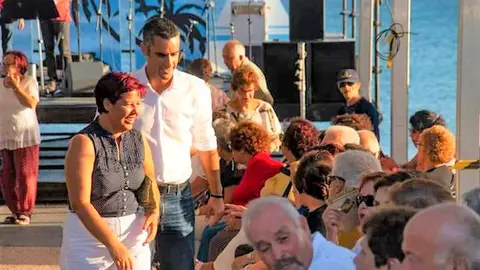 FOTO 1 ALCALDE SB Y CONCEJALA TERCERA EDAD ALMA MARIA GONZÁLEZ