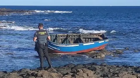 Imagen de archivo de otra patera que llegó a la misma zona.