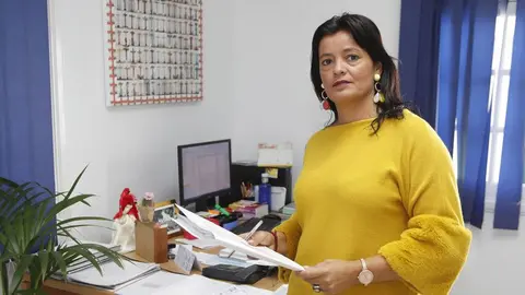 OLIVIA-DUQUE-EN-DESPACHO-2-scaled