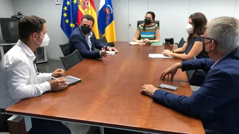 Encuentro técnico - político