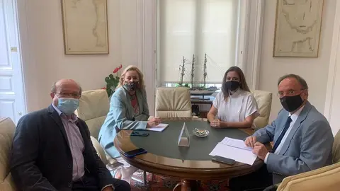 Fotografía reunión en Madrid