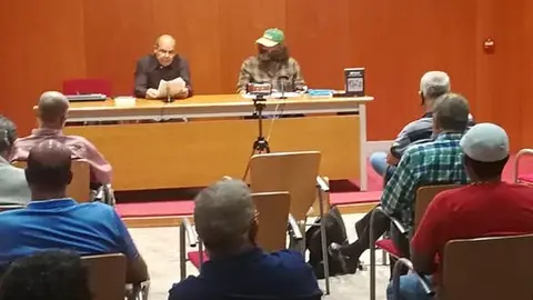 Asistentes a la presentación del libro 4