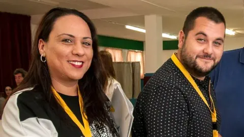 Eduardo Díaz e Isabel Sosa en las elecciones de 2019 (1)