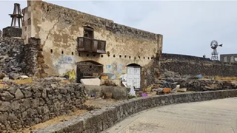Imagen de una de las zonas más deterioradas de la capital, sus salinas. 