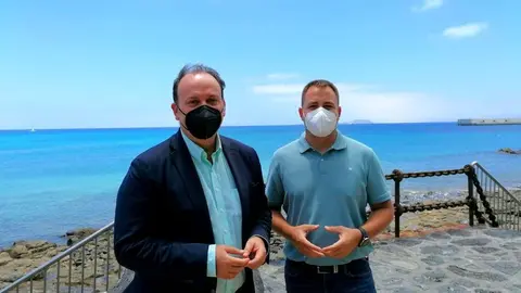 Ricardo Fernández de la Puente y Bruno Medina en Playa Blanca
