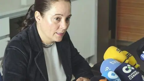 5677890Gloria Moreno Seprona Lanzarote