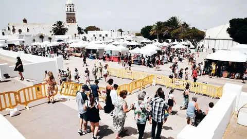 VISTA GENERAL MERCADILLO TEGUISE