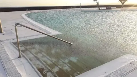 Imagen de este lunes de una de las piscinas del Islote de la Fermina.