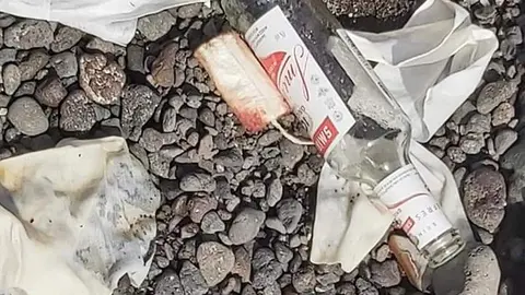 Restos botellón Tías (1)