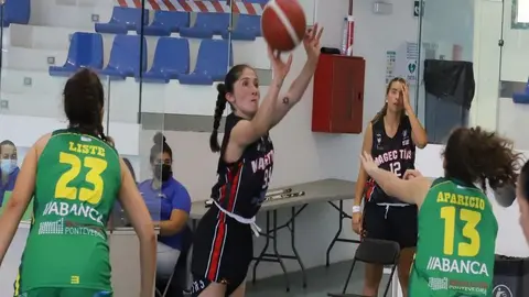 ROSALIA - MAGEC TÍAS (1)