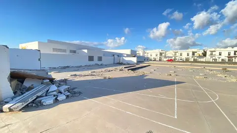 Solar anexo Centro Cívico (3)