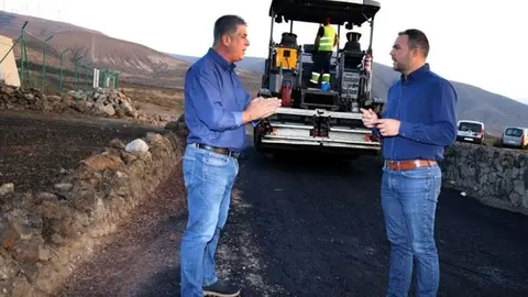 eño y jacobo, obras reasfaltado Teguise