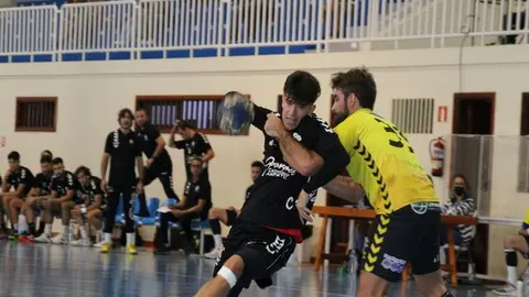 BALONMANO. GOURMET AMPATE LANZAROTE - CARNES DRIBEIRO OURENSE (3)
