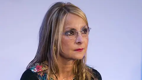 María Australia Navarro.