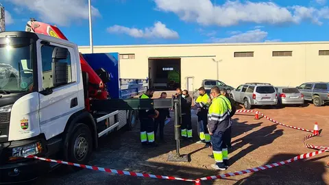 Curso de Grúa hidráulica articulada sobre camión 