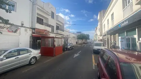 Imagen de una calle de Titerroy sin alumbrado navideño