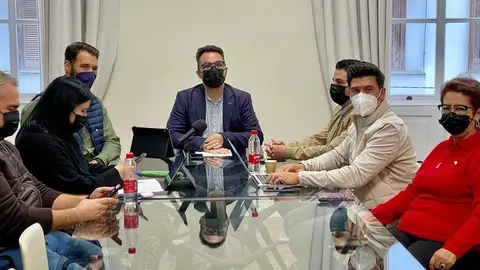 Instante de la comparecencia de prensa de este jueves de los rerpesentantes de CC