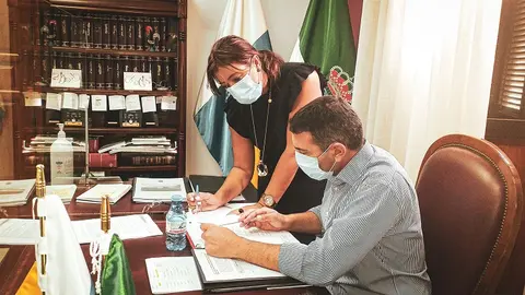 OSWALDO B Y OLIVIA D TEGUISE