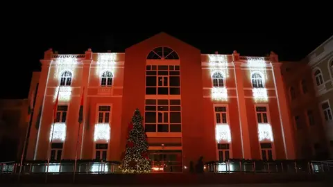 PHOTO-2021-12-19-01-00-04