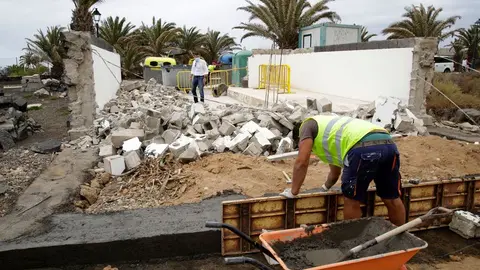 MINI PUNTO LIMPIO (COSTA TEGUISE) 3