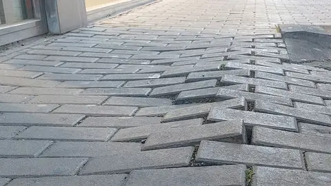 arrecife-calle-mal-estado2