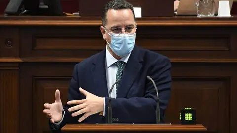 Poli Suárez, portavoz adjunto del Grupo Parlamentario Popular en el Parlamento de Canarias.