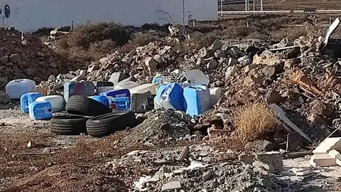 escombreras-en-arrecife-1