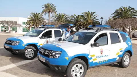 Vehículos nuevos de la Policía Local de Yaiza.