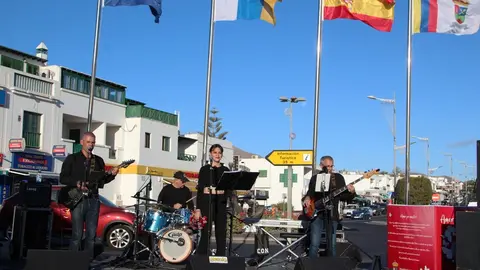 Actuación en Playa Blanca por San Valentín.