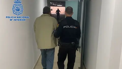 Detenido por incendiar el vehículo del un vecindo.