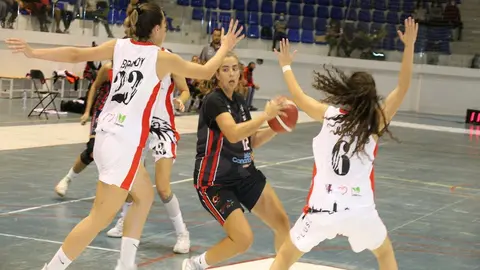 Carolina Mateo durante un encuentro disputado en Tías.