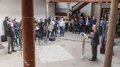 Rueda de prensa del presidente del Gobierno de Canarias.