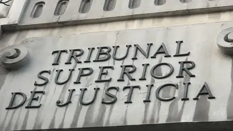 Imagen de la entrada al Tribunal Superior de Justicia de Canarias.
