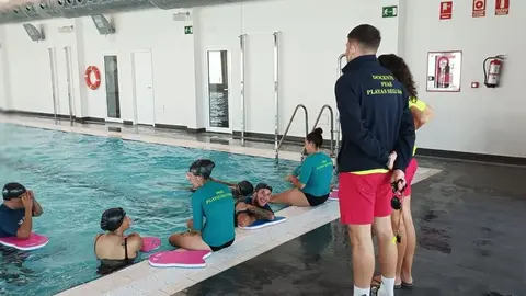 Imagen de la piscina municipal de Tías.