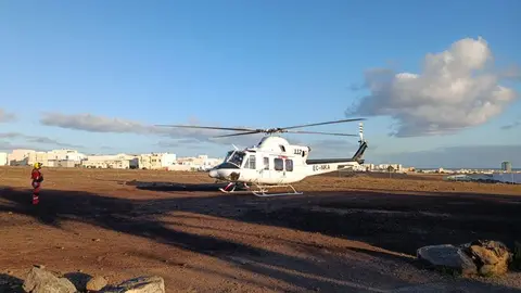 Imagen del helicóptero que socorrió al herido