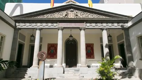 Parlamento de Canarias.