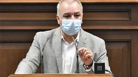 Luis Campos, portavoz parlamentario de Nueva Canarias.