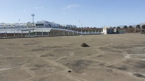 Imagen de los depósitos y canales de Las Maretas de Guaticea.