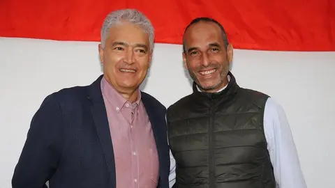 José Juan Cruz junto a Alfredo Villalba este viernes por la noche