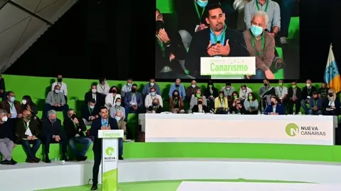 Yoné Caraballo durante su discurso en el congreso de Nueva Canarias celebrado en Gran Canaria.