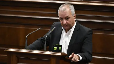 Luis Campos, portavoz parlamentario de Nueva Canarias.