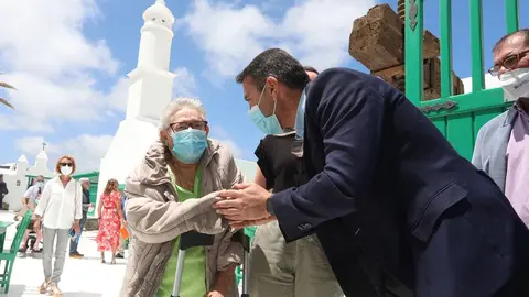 ALMUERZO DÍA DE LA MADRE MAYORES TEGUISE 1