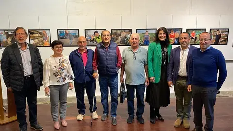 Evelia García y Victor Robayna junto a personalidades relacionadas con la nueva Guía Didactica.
