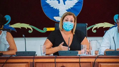 Astrid Pérez durante uno de los plenos del Ayuntamiento de Arrecife.