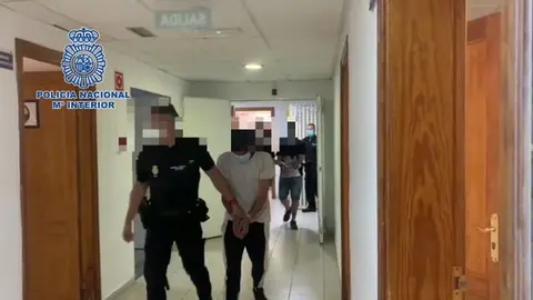 Detenidos por el incendio de dos coches en Arrecife.