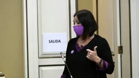 María del Río durante una intervención en la Cámára autonómica.